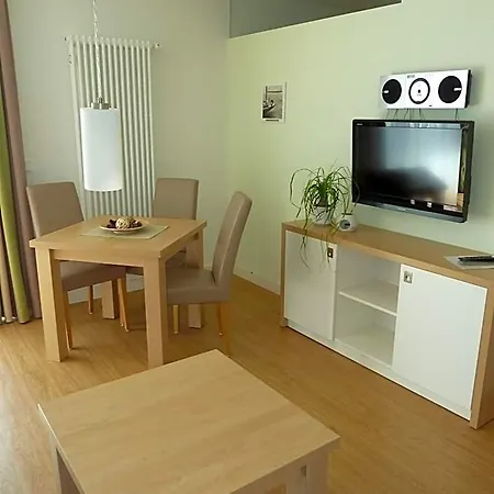 Goor Und Apartmenthaus Hotel 3*
