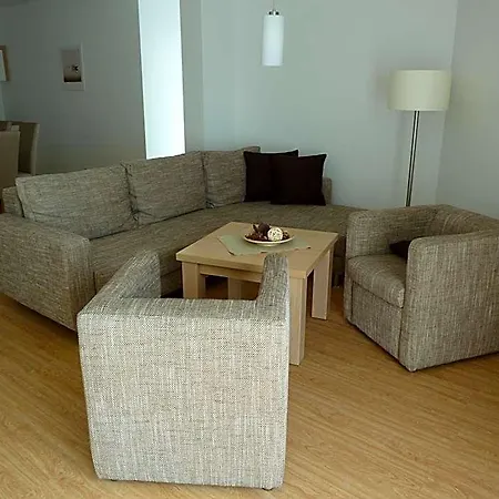 Hotel Goor Und Apartmenthaus Lauterbach (Rugen)