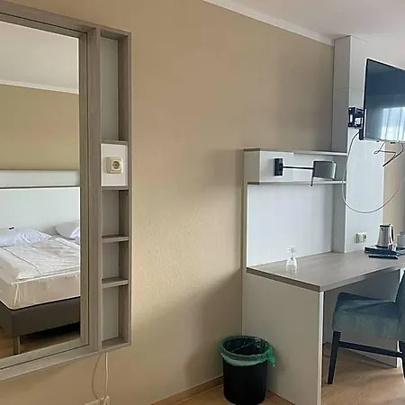 Goor Und Apartmenthaus