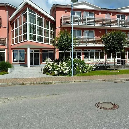 Goor Und Apartmenthaus Hotel 3*