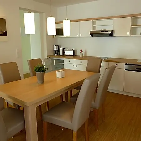 Goor Und Apartmenthaus Lauterbach (Rugen)