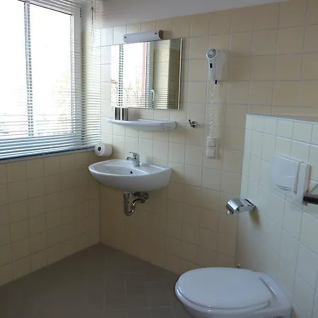 Goor Und Apartmenthaus 3*