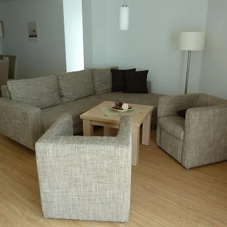 Goor Und Apartmenthaus 3*