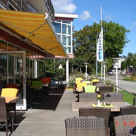 Goor Und Apartmenthaus Lauterbach (Rugen)